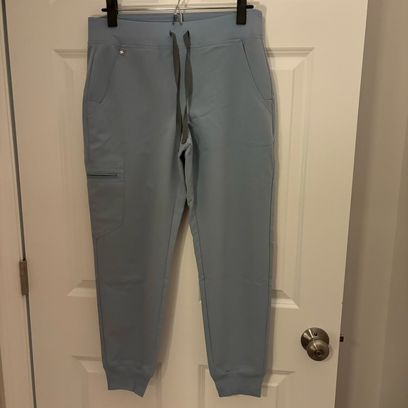 RARE FIGS JOGGER SCRUB PANTS - Picture 4 of 4